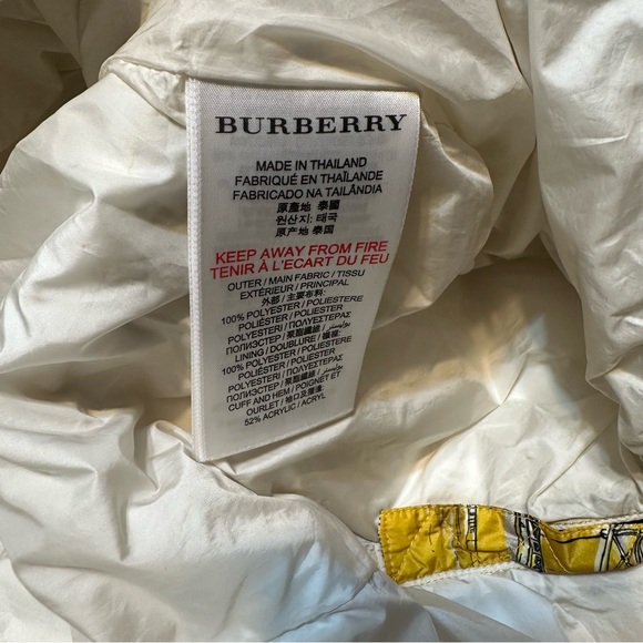 Burberry Snowsuit with Mittens and Hood 18m - Picture 7 of 7